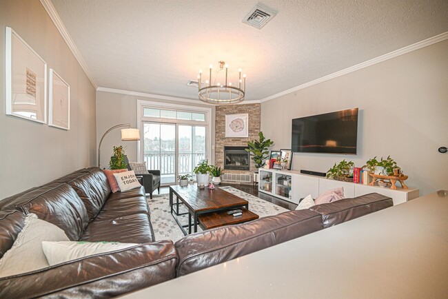 Building Photo - 55 River Front Dr