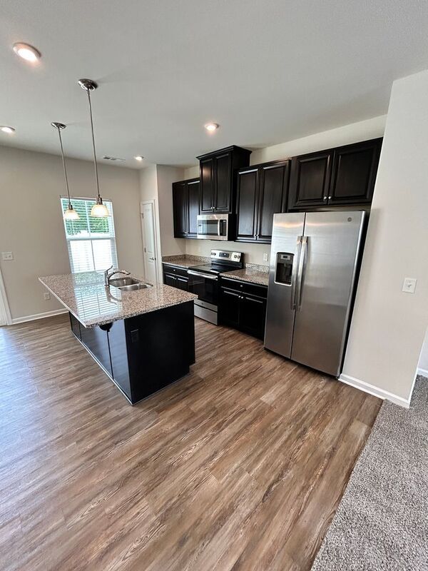 Building Photo - 4316 Summercrest Blvd