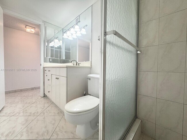 Building Photo - 3800 S Ocean Dr