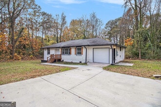 Building Photo - 2087 Austin Dr