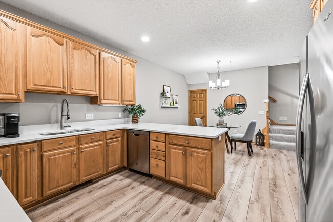 Building Photo - 10098 Bridgehill Terrace