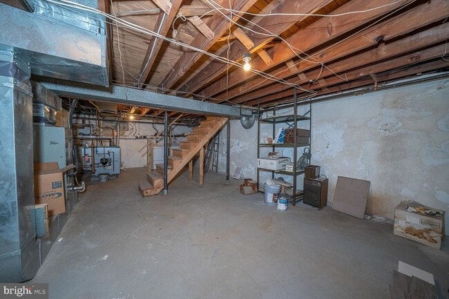 Building Photo - 1457 Manoa Rd