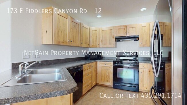 Building Photo - 173 E Fiddlers Canyon Rd