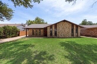 Building Photo - 1108 Janell Dr
