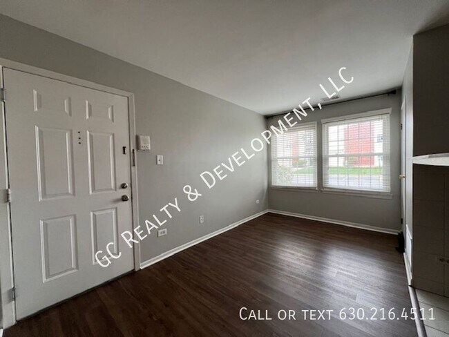 Building Photo - 1251 Wyndham Dr