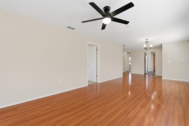 Building Photo - 4440 Pelorus Dr