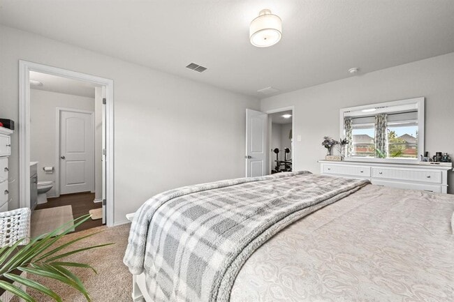 Building Photo - 446 Grace Lilly Dr