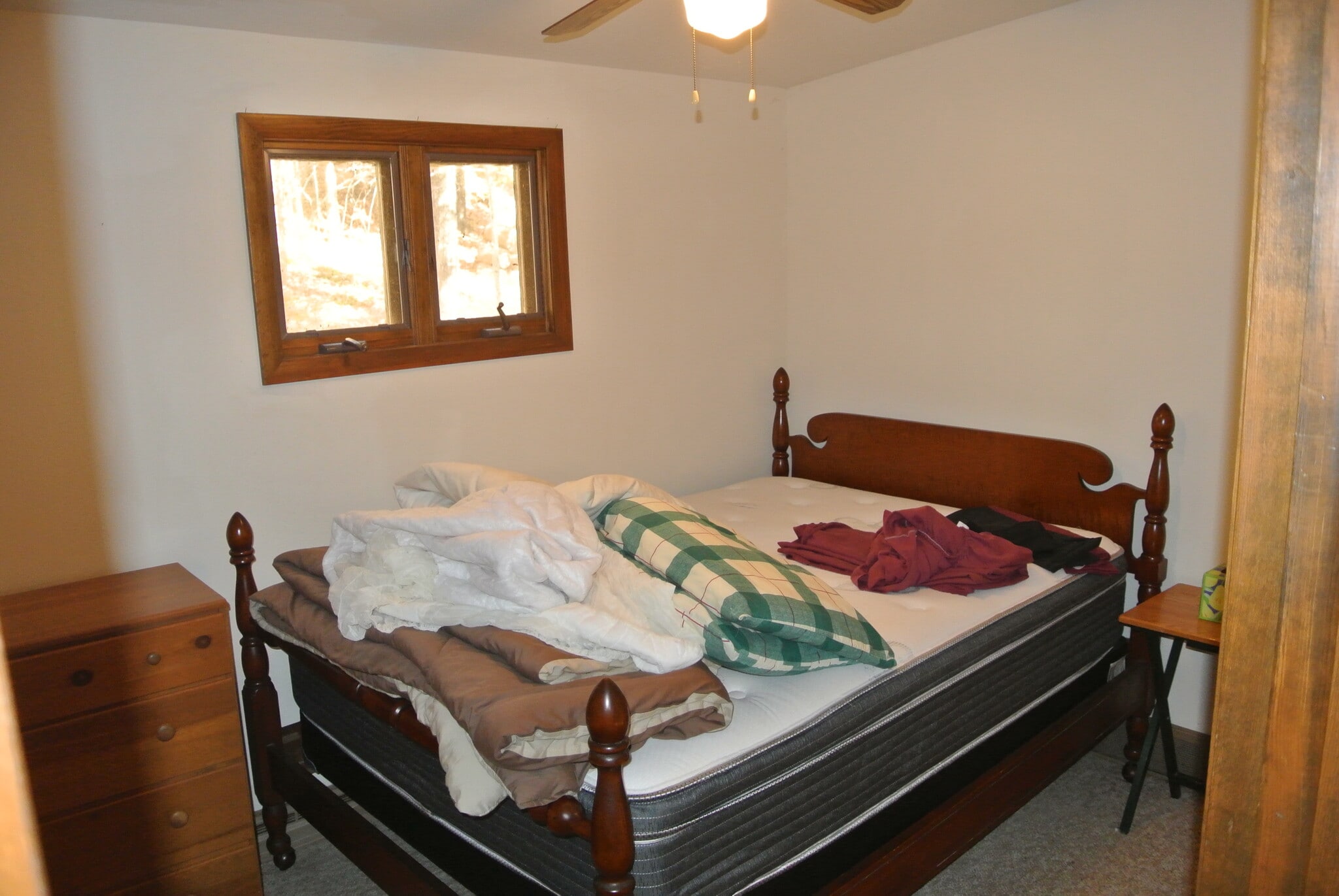 Building Photo - 8843 Lake Shore Dr