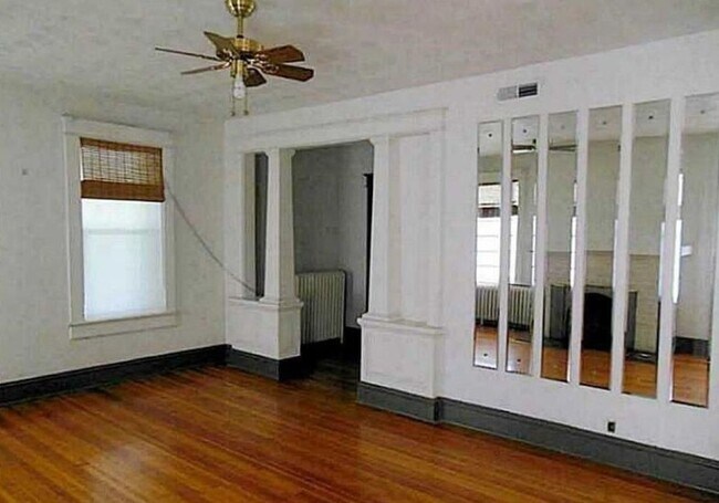Building Photo - Spacious 1 Bedroom Apartment in Euwanee Park