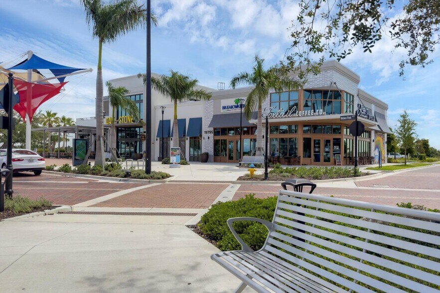 Building Photo - 11314 Pinot Dr