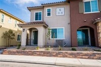 Building Photo - 25 Barbara Ln