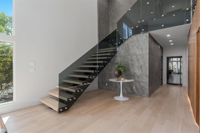 Building Photo - 3731 Gilbert Ave