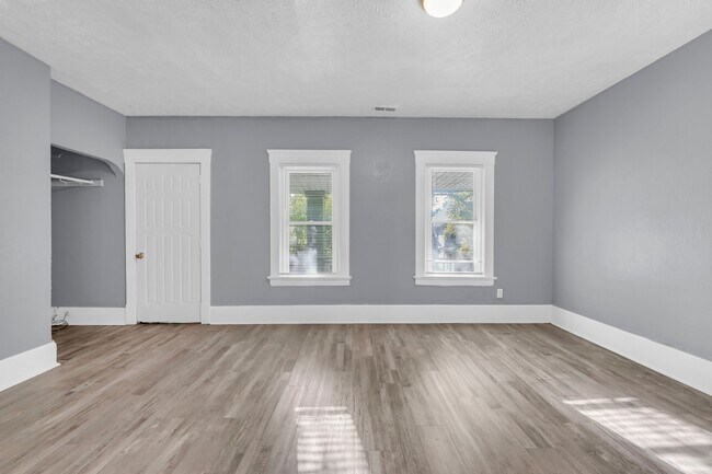 Building Photo - 2177 W 83rd St