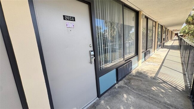 Building Photo - 7900 S Orange Blossom Trail