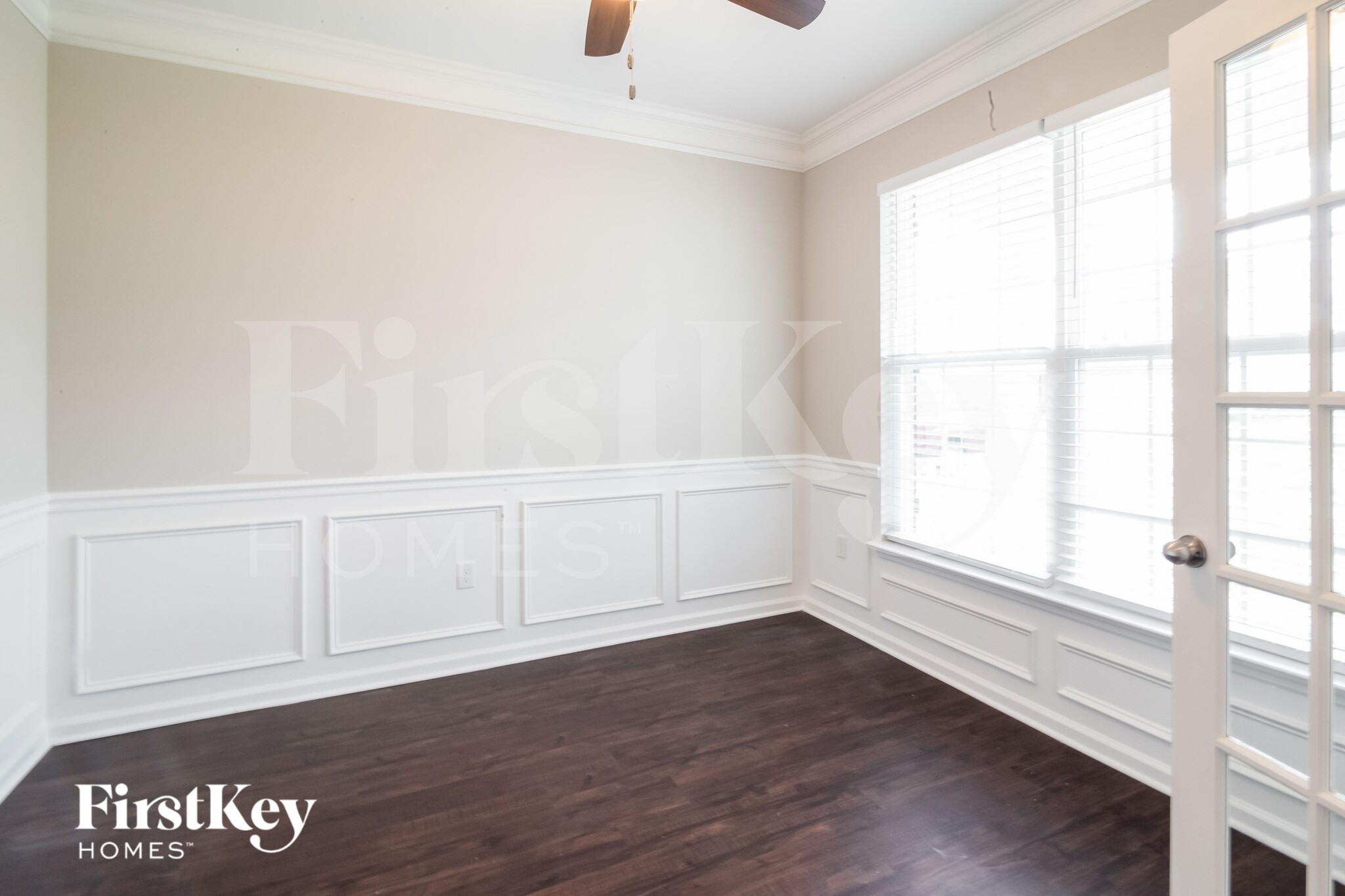Building Photo - 161 Vango Dr