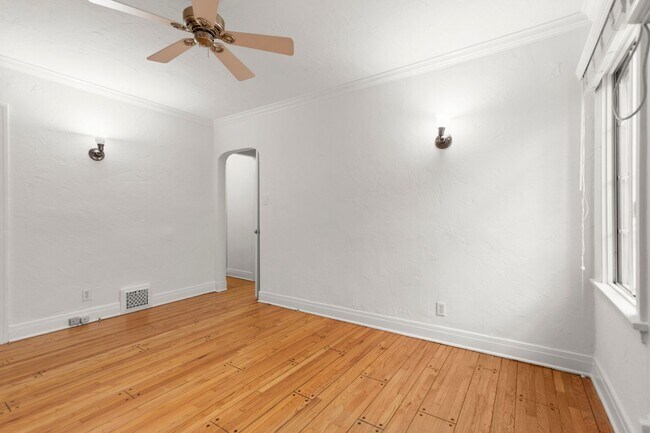 Building Photo - JUDYREX