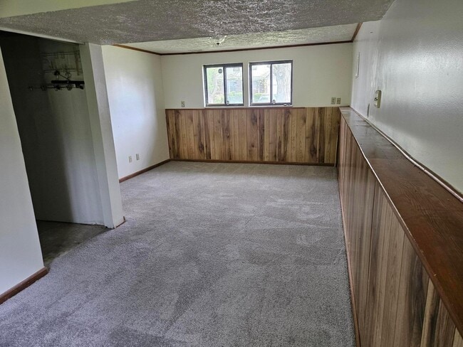 Building Photo - 3297 Medoma Dr