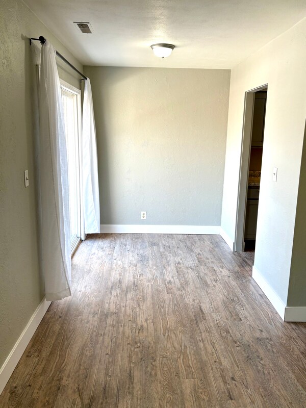 Building Photo - 4026 N Illinois Ave