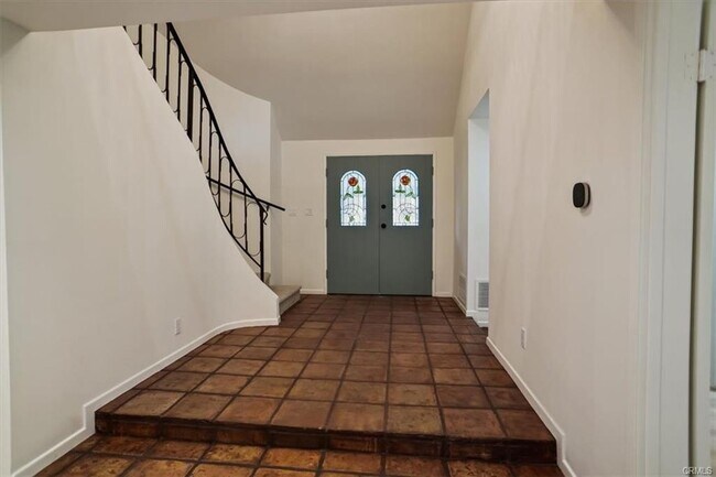 Building Photo - 1925 Parkside Ave