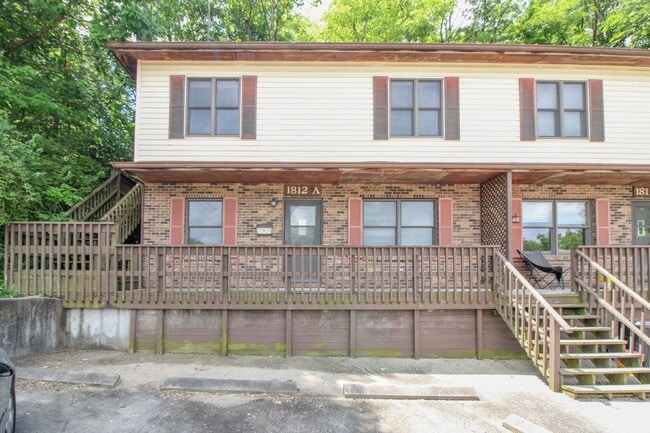 Primary Photo - 1812 Sunrise Dr