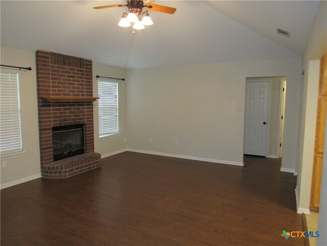 Building Photo - 4609 Brian Dr