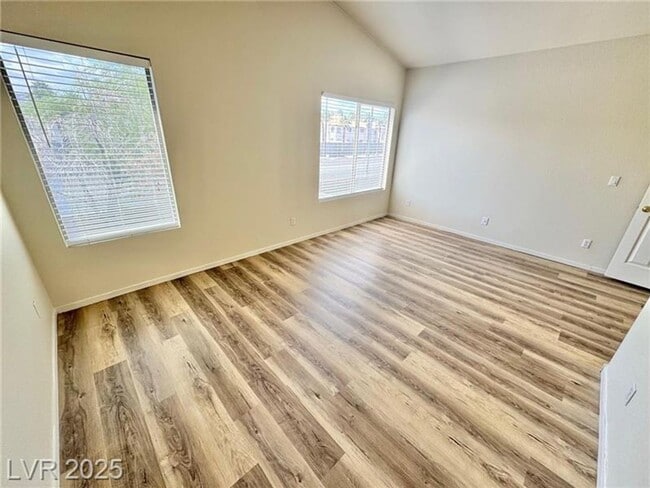 Building Photo - BEAUTIFUL 3 BEDROOM HOME IN SUMMERLIN