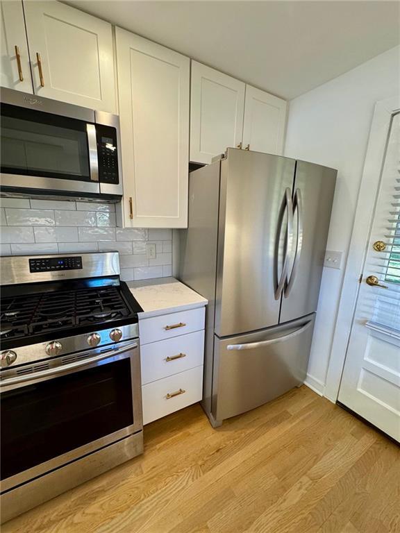 Building Photo - 635 Valley Brook Rd