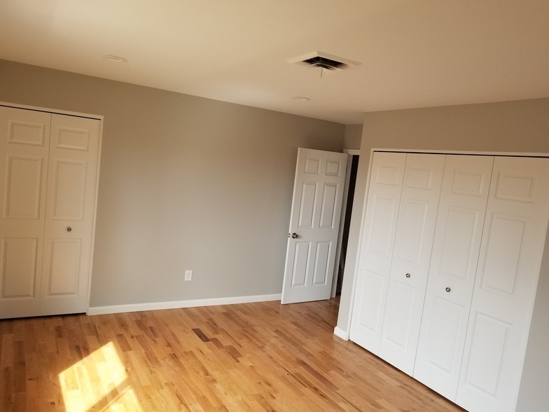 bedroom#2 - 285 Queen St