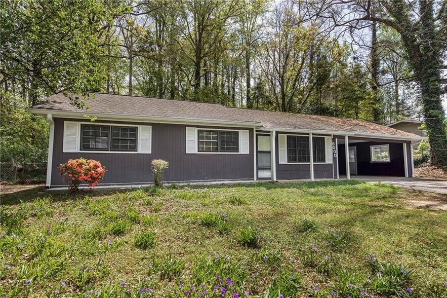 Building Photo - 6000 Mallory Rd