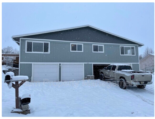 Primary Photo - 2501 55th St