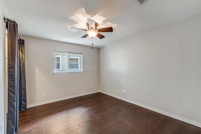 Building Photo - 1821 E Cedar Elm Dr
