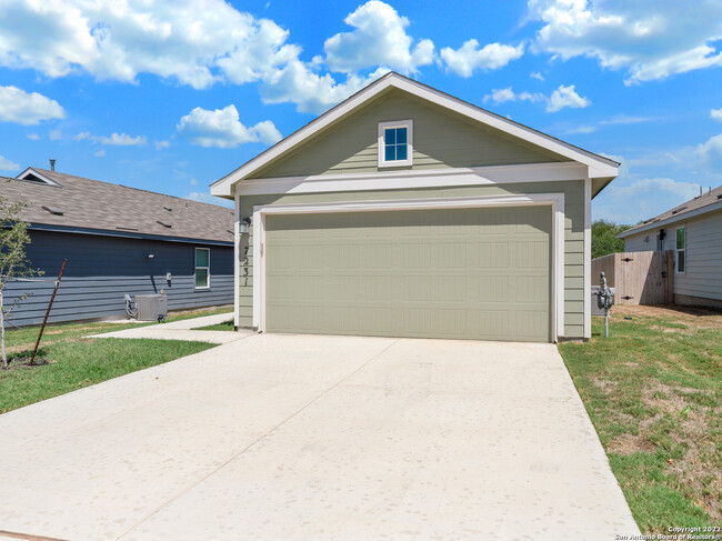 Building Photo - 7231 Rosada Way