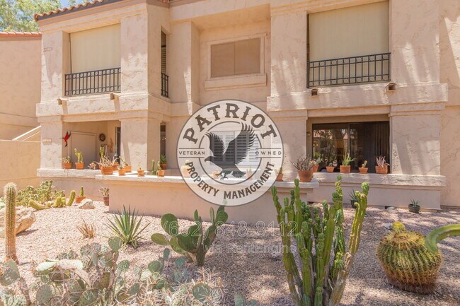 Building Photo - 9708 E Vía Linda