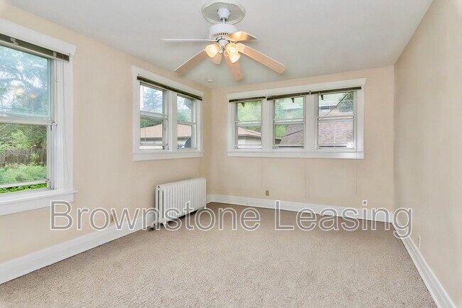 Building Photo - 869 N Ogden St