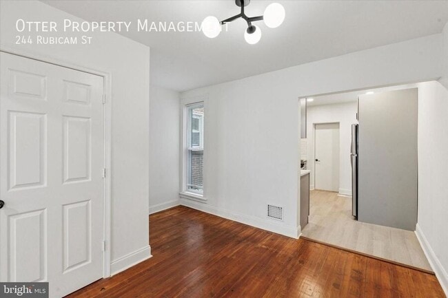 Building Photo - 244 Rubicam St