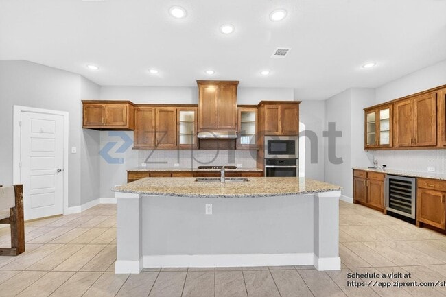 Building Photo - 2900 Blf Crk Dr