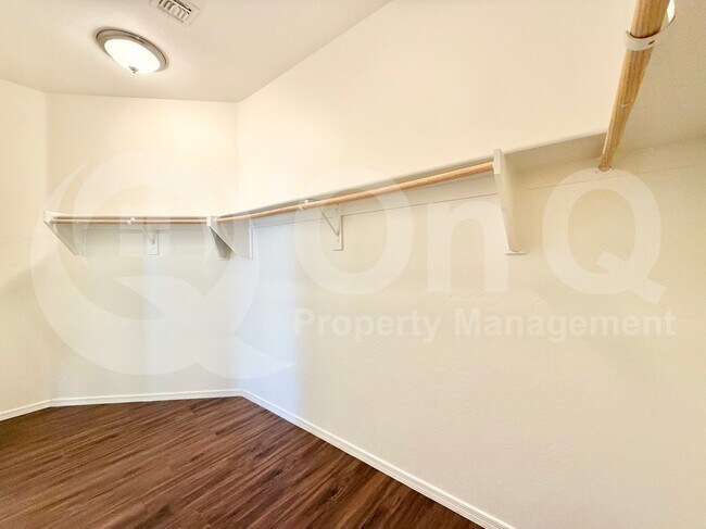 Building Photo - 9182 W Black Hill Rd