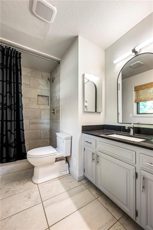 Building Photo - 1 Penzance Dr