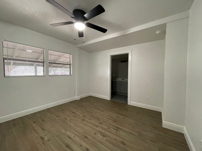 Building Photo - 3 Bed 2 Bath Thonotosassa