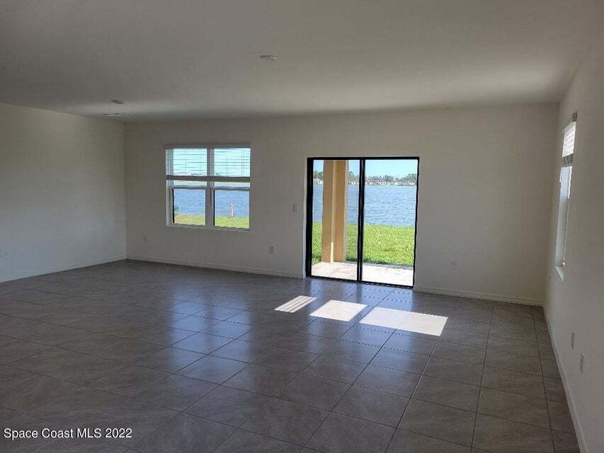 Living Area w Lake View - 3619 Foggy Mist Rd SE