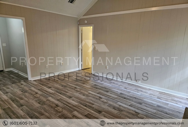 Building Photo - 4746 Satinwood Rd