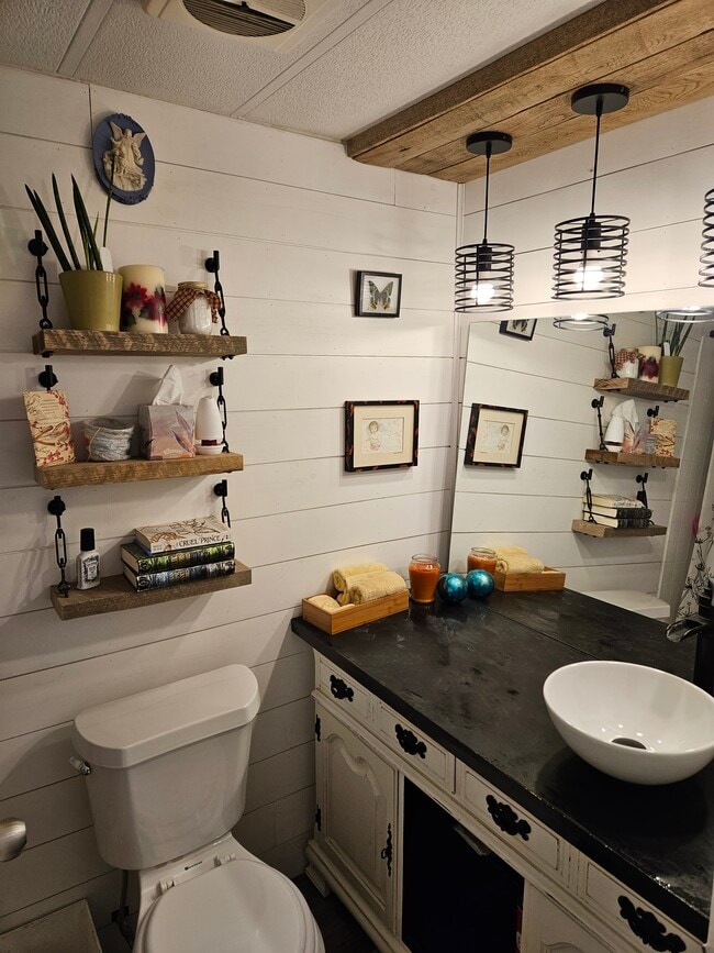 Primary Photo - 4622 Grand Canyon Dr