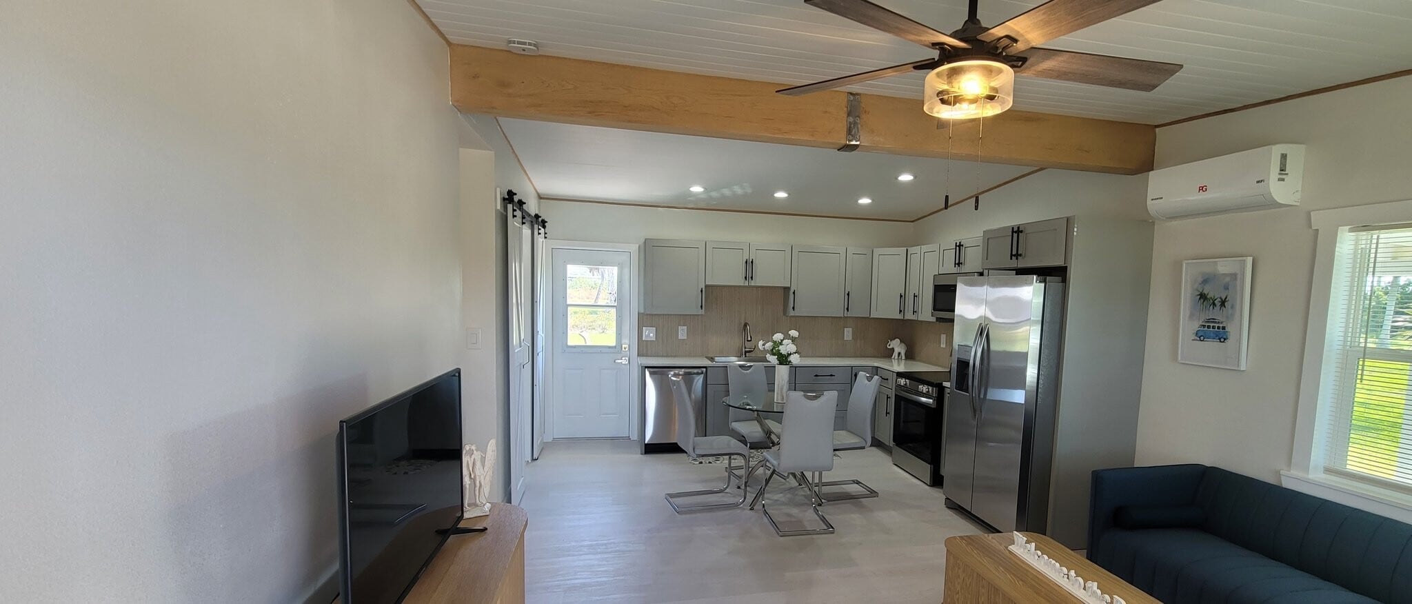 Building Photo - 3420 Ash St