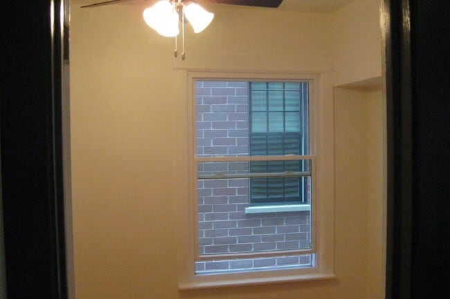 Bedroom #2 window - 4340 N Wolcott Ave