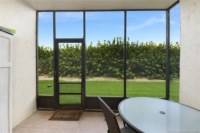 Building Photo - 7410 S Ocean Dr