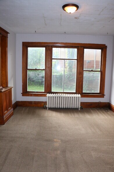 Dining Room - 121 Grove St