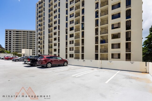 Building Photo - 6750 Hawaii Kai Dr