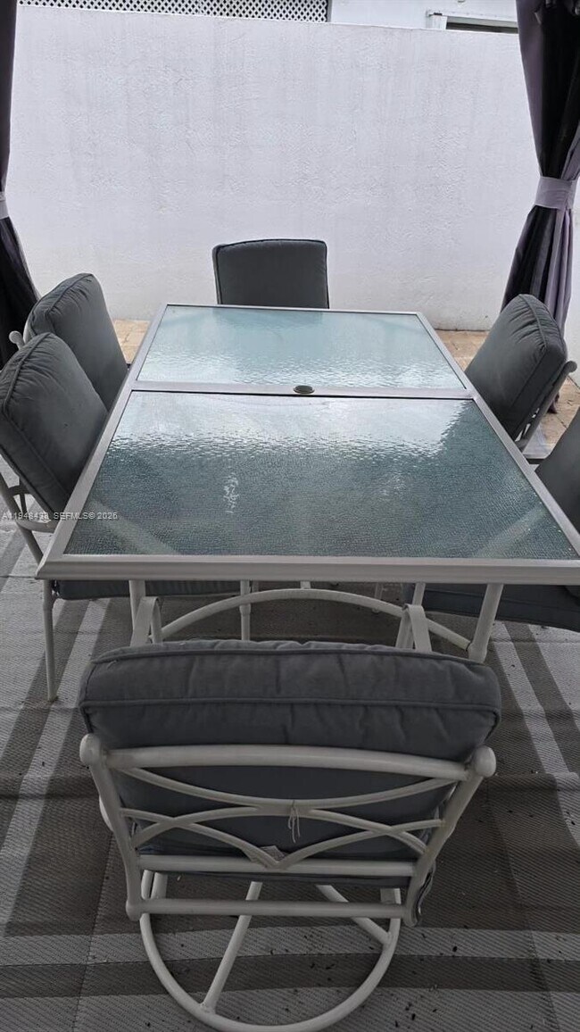 Building Photo - 672 SW 158th Terrace