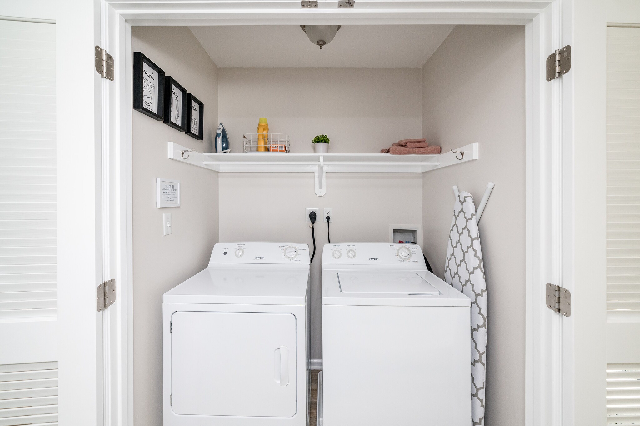Shared Washer & Dryer - 598 Leesville Rd