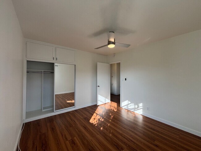 Building Photo - 3633 Valihi Way